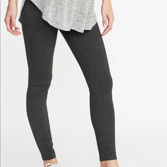 Old Navy Pants - 💕HP💕NWT! Old Navy Maternity full panel jersey leggings - heather gray